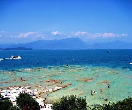 Topaze Nocleg ze śniadaniem Sirmione